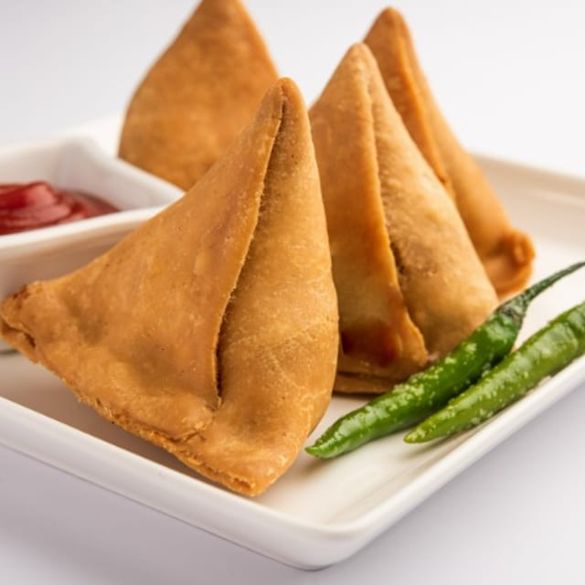 Vegetable Samosa.